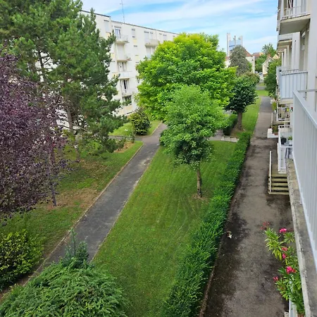Homestay Lumineux Meuble *
