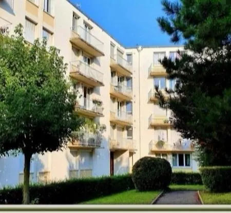 Homestay Lumineux Meuble