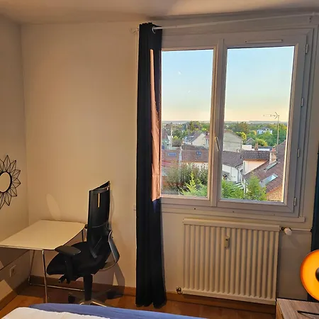 Homestay Lumineux Meuble *